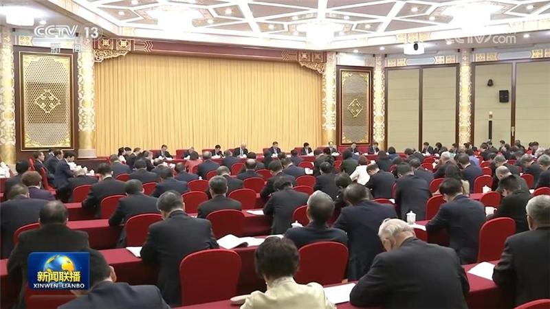 习近平在看望参加政协会议的农工党九三学社医药卫生界社会福利和社会保障界委员时强调 坚定不移走中国特色卫生与健康发展道路 推动“十五五”时期健康中国建设取得决定性进展