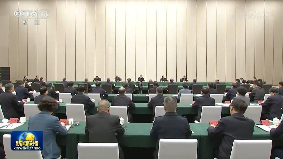 习近平在河北雄安新区考察并主持召开深入推进雄安新区高质量建设和发展座谈会时强调 牢牢把握雄安新区功能定位 努力建设新时代创新高地和推动高质量发展样板