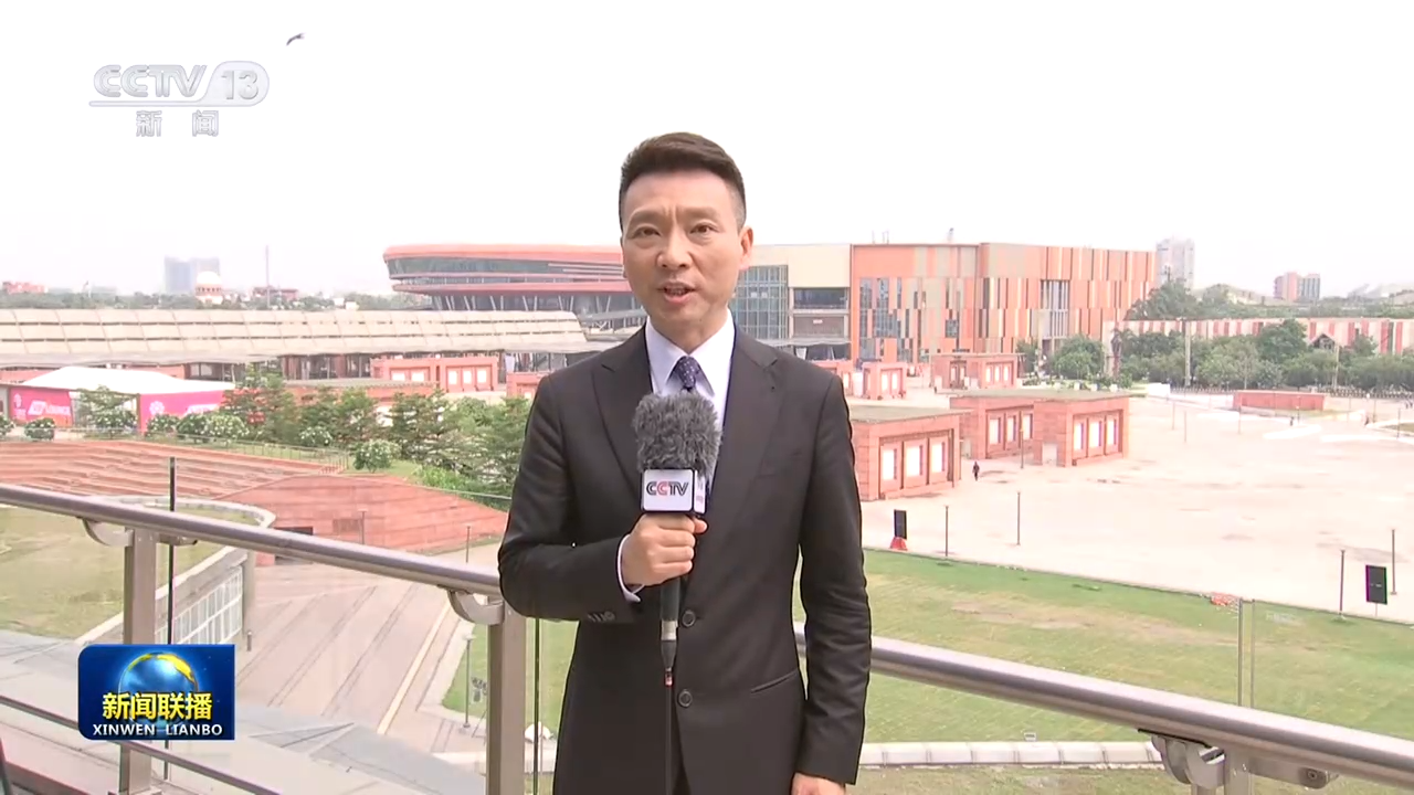 习近平出席金砖国家领导人第十八次会晤第一阶段会议并发表重要讲话
